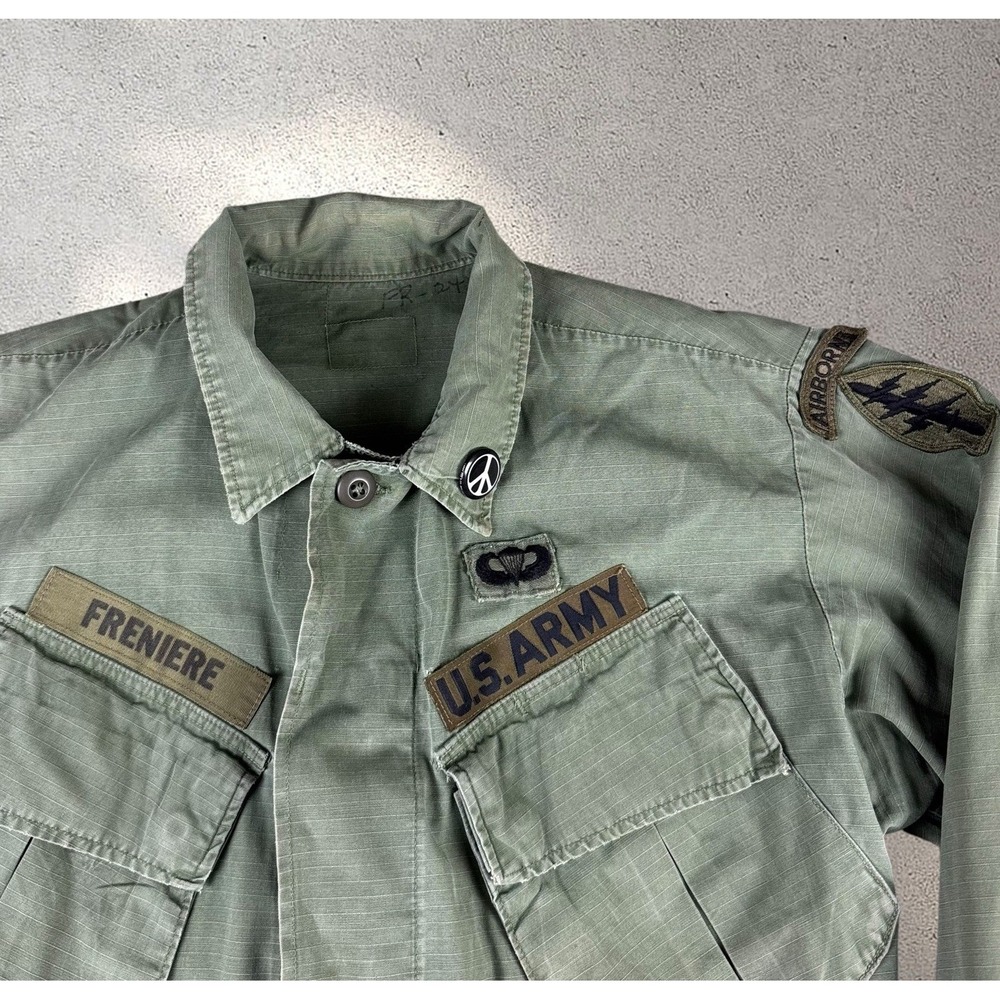 VTG Vietnam OG-107 Slant Pocket Jungle Jacket Airborne Named Peace Pin Fits M/L